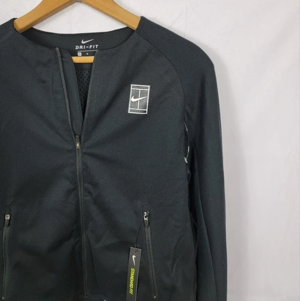 NWT size Medium Nike Court Cropped Woven Tennis Jacket